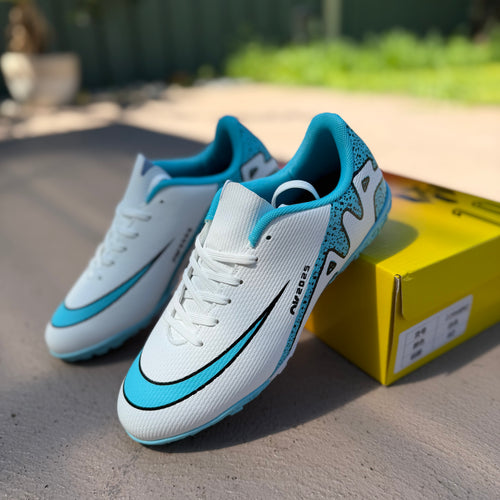 Men's Futsal & Indoor Soccer Shoes