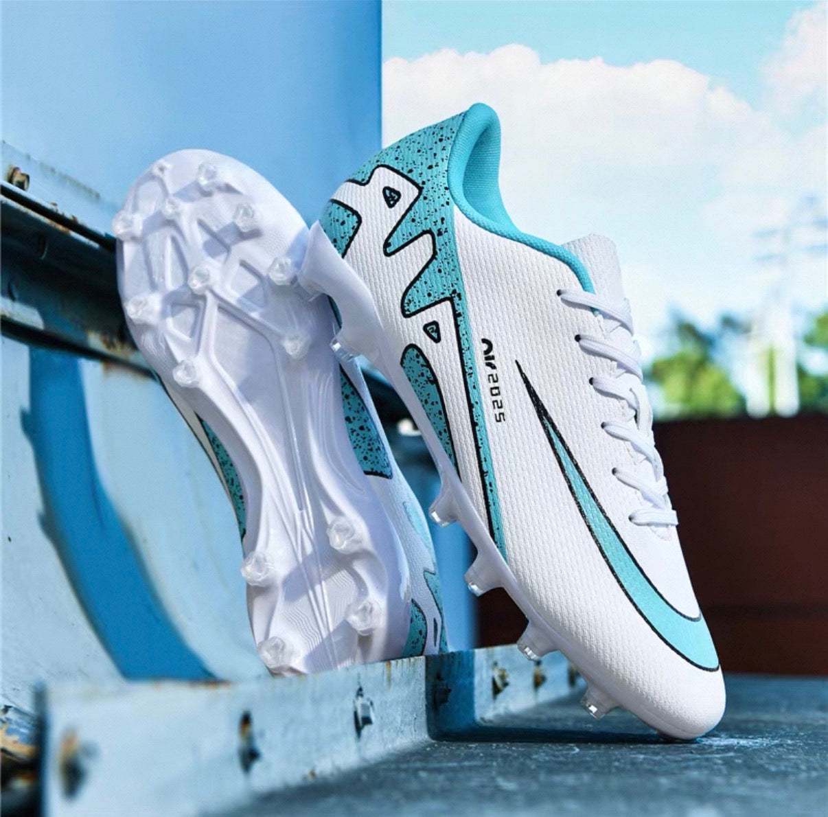 Men's Cleats Soccer Shoes - White